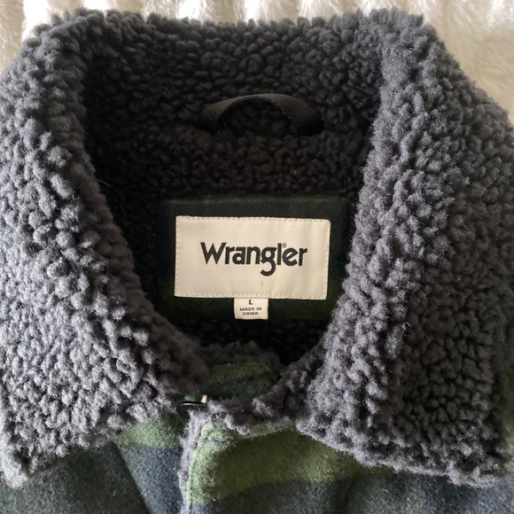 Wrangler Sherpa flannel jacket - Picture 2 of 3